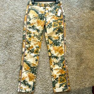 Women’s 25 anthropologie relaxed fit, Chino dress pant khaki